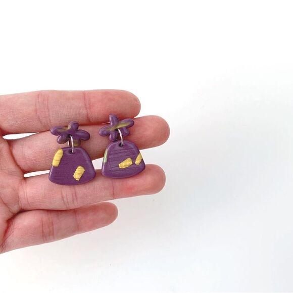 Funky Star Shaped Purple Clay Earrings Hypoallergenic - Picture 4 of 5
